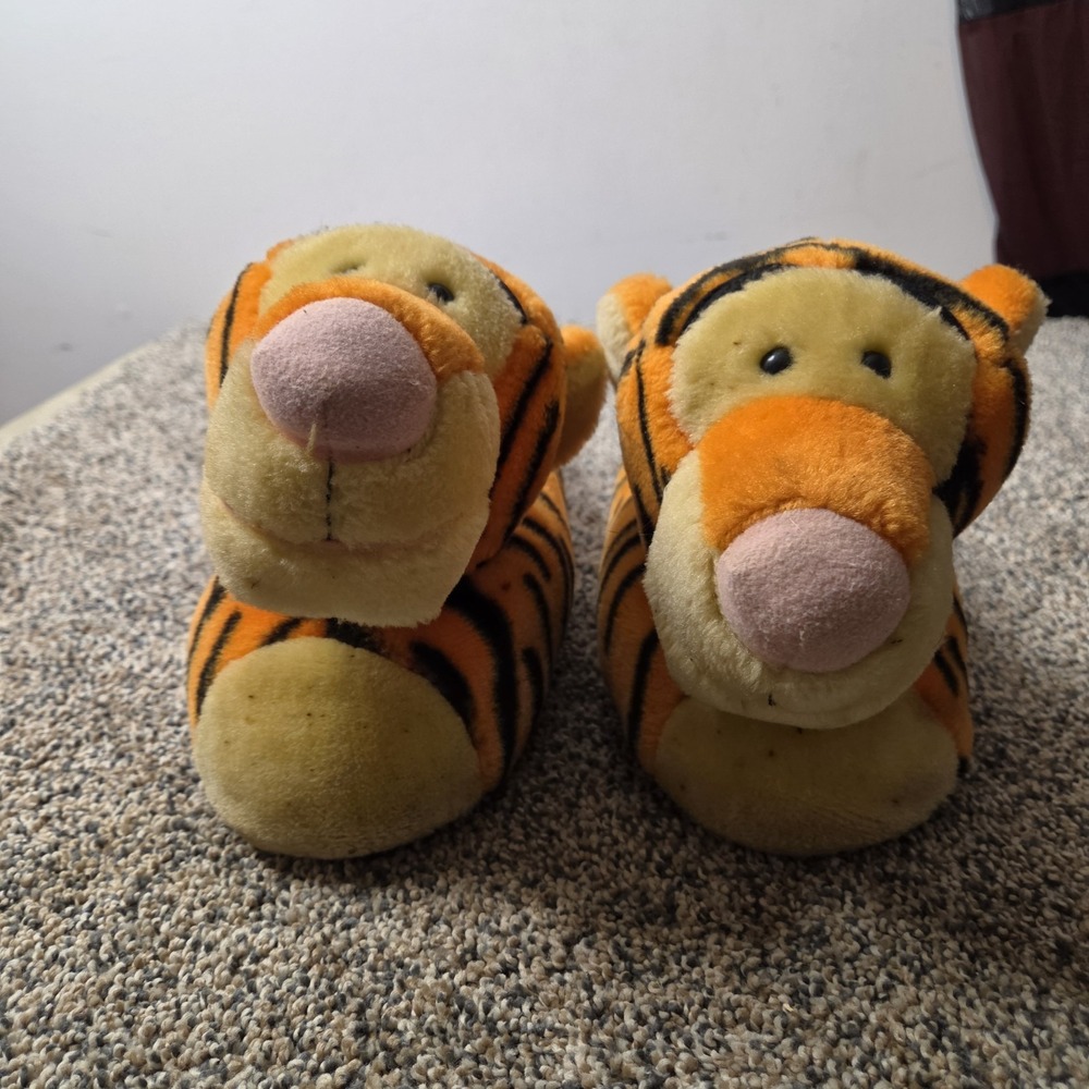 Disney Winnie the Pooh Tigger Plush Slippers Orange Black Striped S 5-6 Vintage